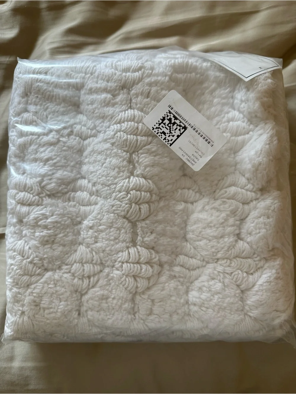 🌸 NEW H&M White Textured Tufted Pillow Cover 20” x 20” | Boho Neutral Decor